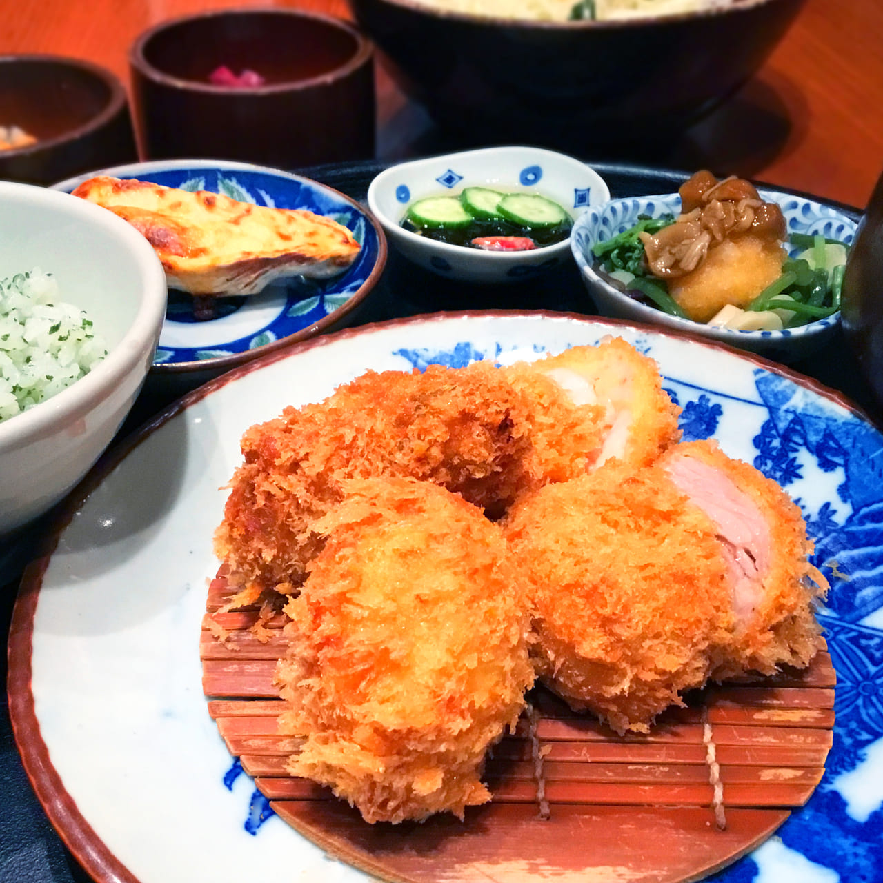 新丸ビル店「花盛り定食（ランチ）」